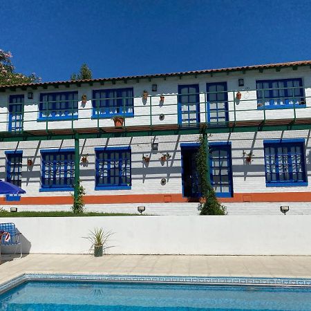 Hotel Clara En El Cerro Tandil Exterior foto